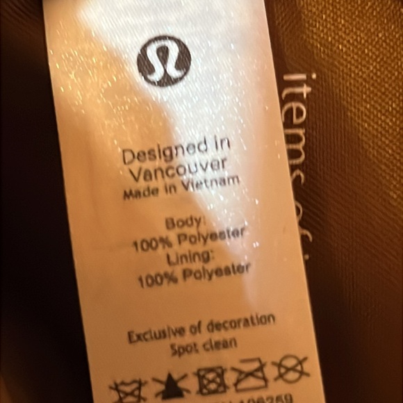 Lululemon fur Coin Purse NWOT - Picture 3 of 6